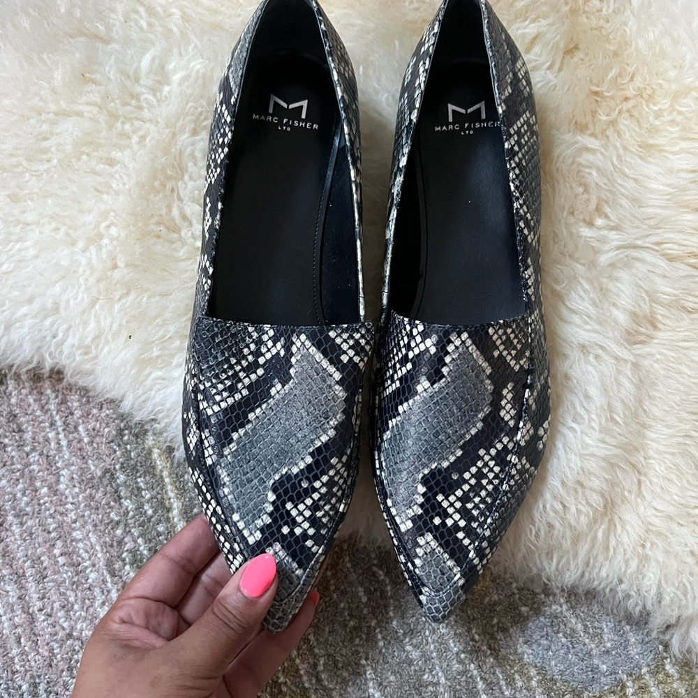 Marc Fisher Flat Loafer — NWOT, never worn size 11